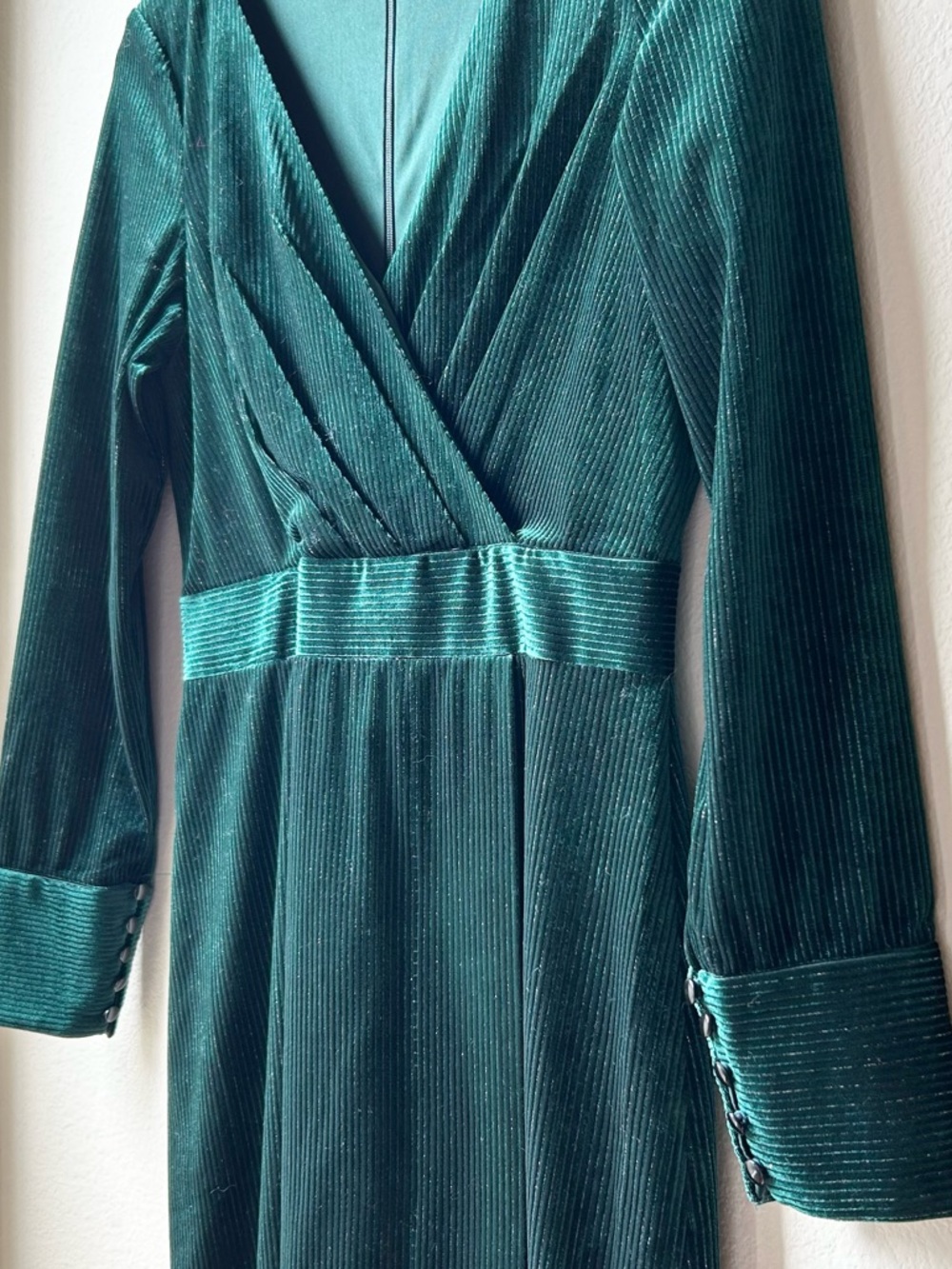 Mark + James Badgley Mischka Green Metallic Velvet V Neck Stripe Mini Dress Sz 4 - Picture 7 of 15